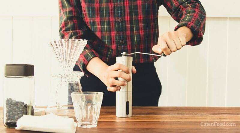 How to adjust manual coffee grinder