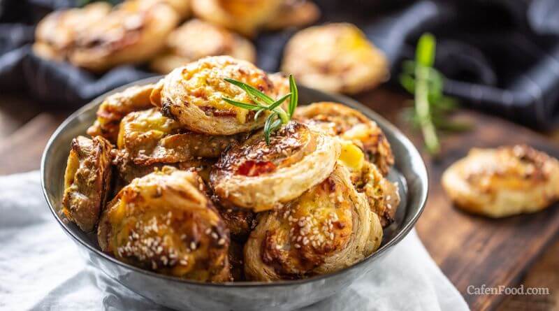 Easy Recipe for Homemade Pizza Rolls