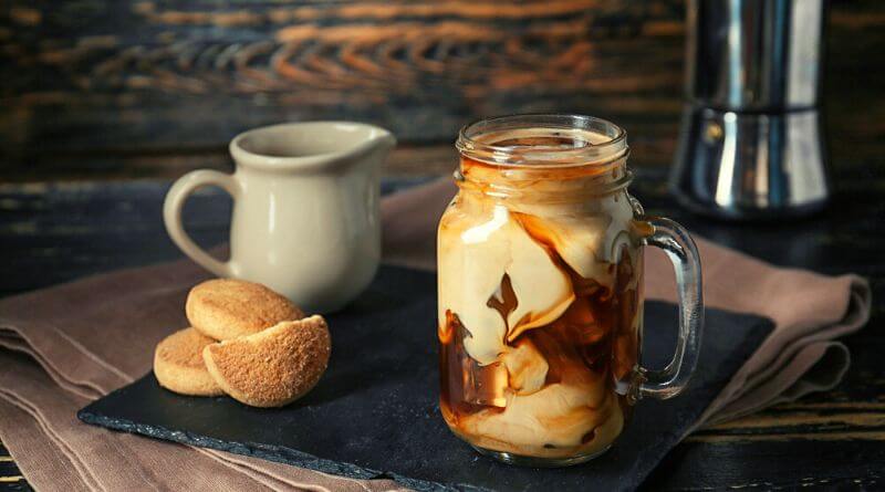 Can you make iced coffee in a mason jar