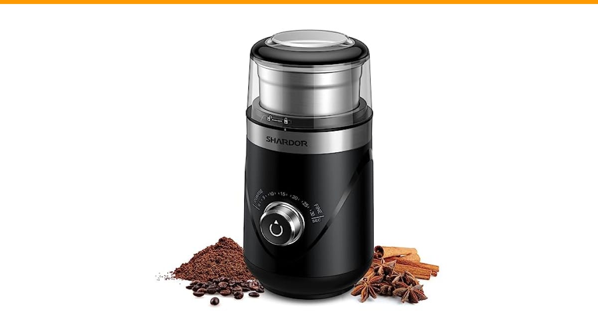 how much electricity does a coffee maker with grinder use